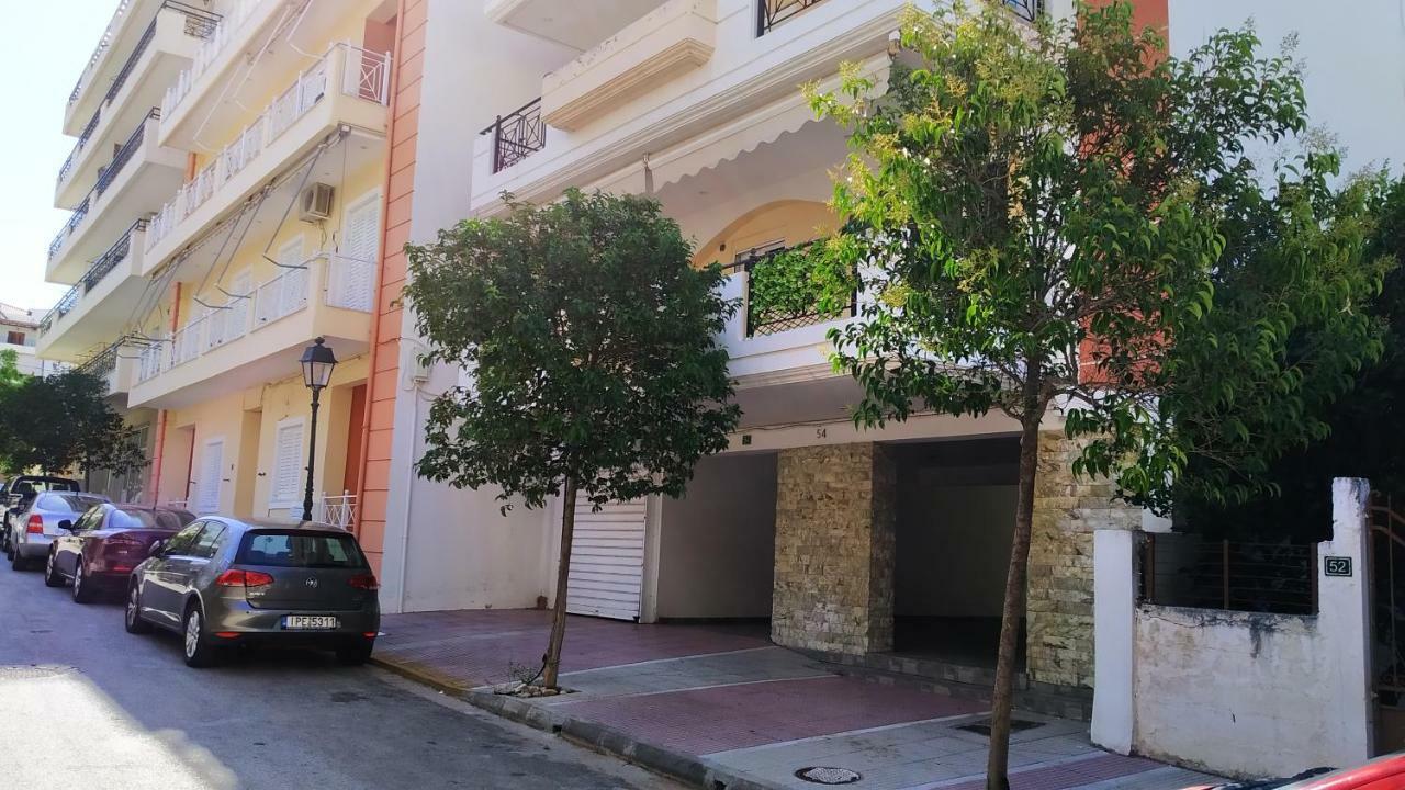 Apartment Loutraki Exterior photo